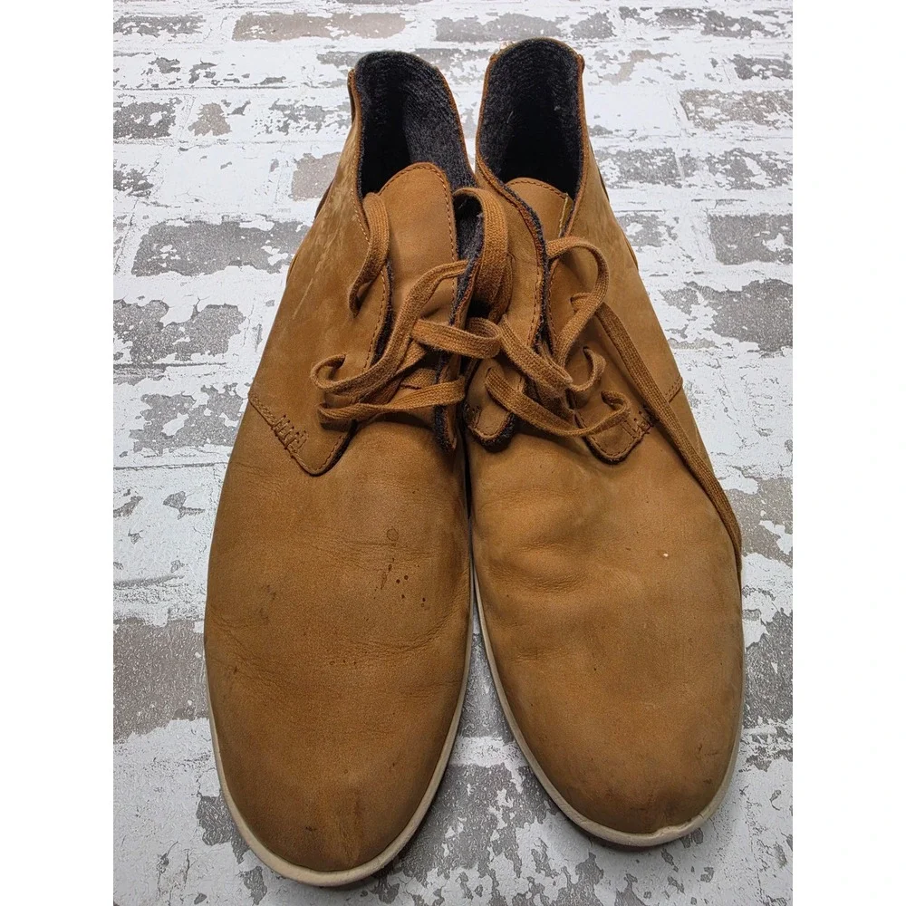 OluKai Hawai'iloa Manu Ihu Mens Tan Leather Chukka Boots 10412-FX20 Size 13